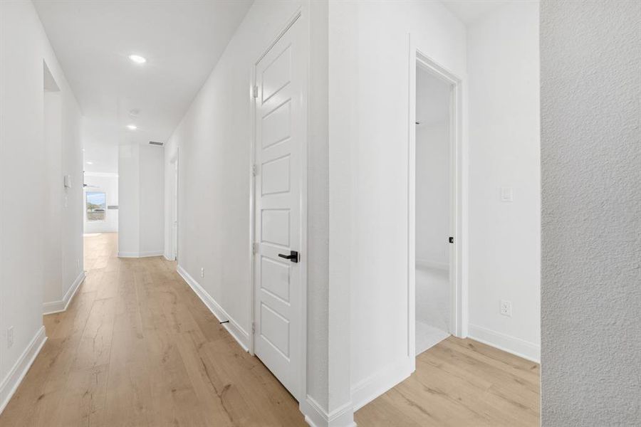 Spacious, unfurnished interior of a new home in South Pointe Cottage Series, Mansfield (Image 17). Spacious, unfurnished interior of a new home in South Pointe Cottage Series, Mansfield (Image 17).