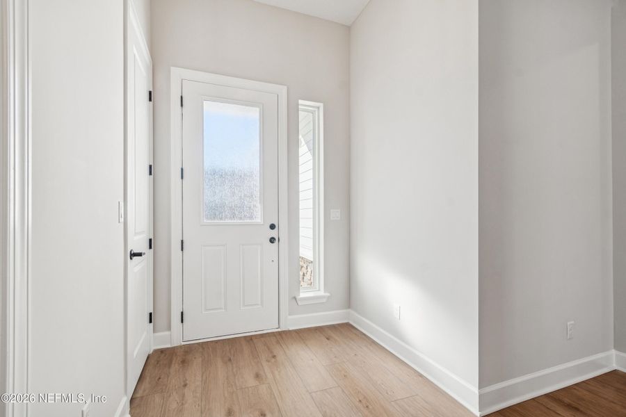 Spacious, unfurnished interior of a new home in Evergreen Island at Silverleaf - Executive, St. Augustine (Image 23).