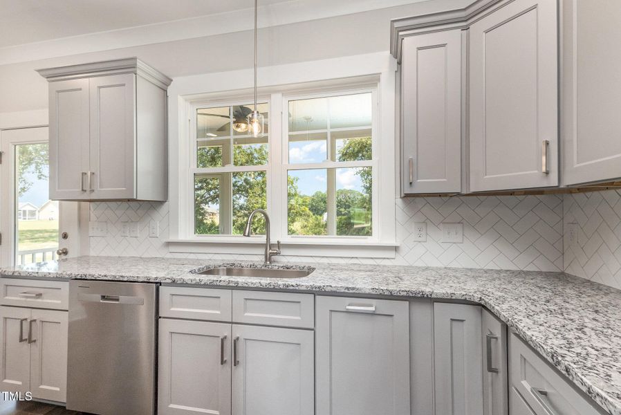 011_kv0a0631-edit_669