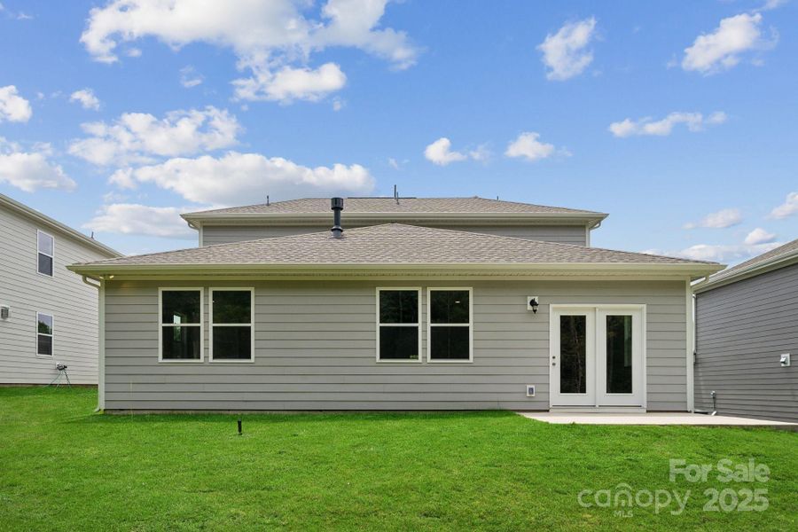 Front exterior of a new home in Cannon Manor, Kannapolis, NC, highlighting curb appeal (Image 2).