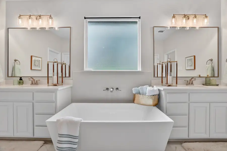 Representative furnished interior of a home built from the Wichita by Cheldan Homes in Arbor Oaks, Boyd (Image 48).