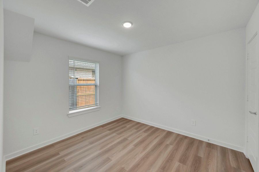 Spacious, unfurnished interior of a new home in Magnolia Ridge, Magnolia (Image 12).