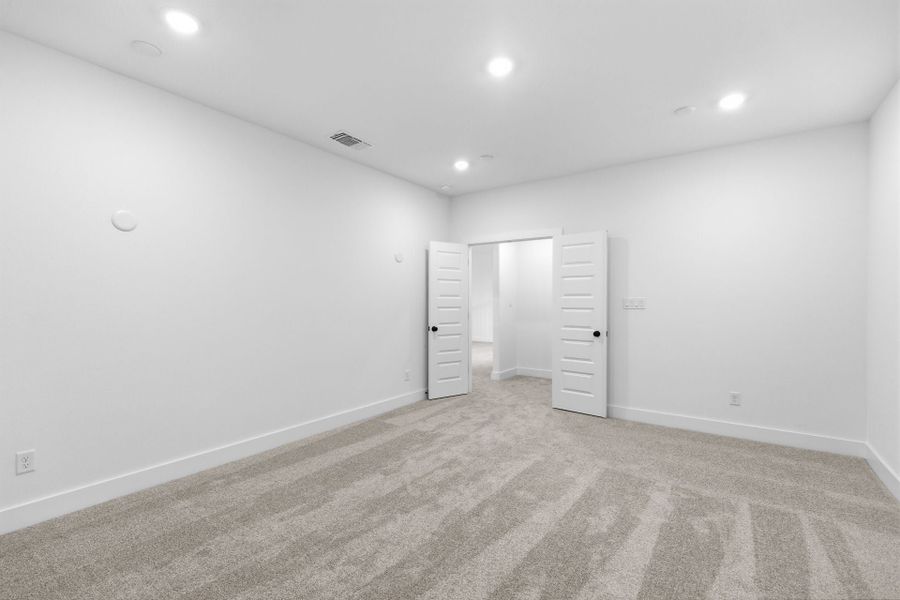 4br New Home in Leander, TX.  - Slide 33