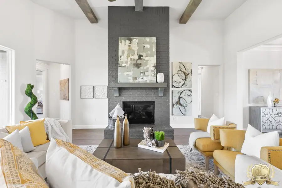 Furnished interior in a model home at Pecan Plantation in Granbury (Image 31). Furnished interior in a model home at Pecan Plantation in Granbury (Image 31).