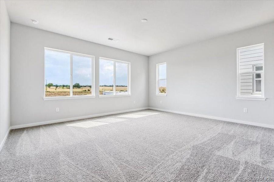 Spacious, unfurnished interior of a new home in Prestige Collection at Parkdale Commons, Lafayette (Image 17).