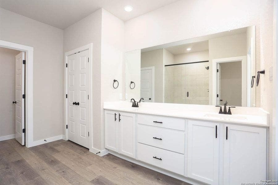 Furnished interior view inside a new home in Vista Ridge, Live Oak (Image 12). Furnished interior view inside a new home in Vista Ridge, Live Oak (Image 12).