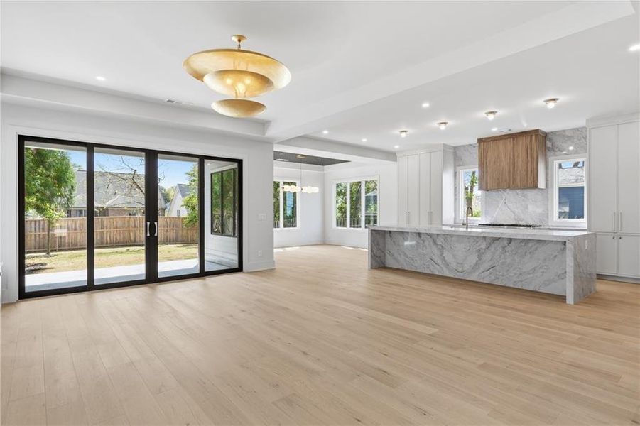 Spacious, unfurnished interior of a new home in , Atlanta (Image 26).