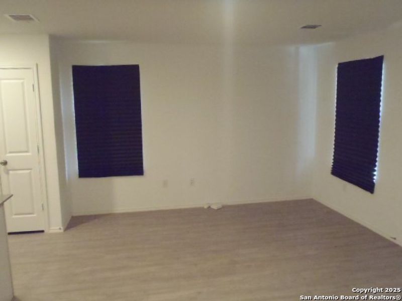 Image 20 of a home in .