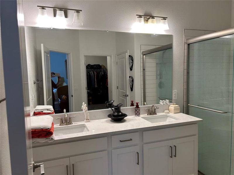 Furnished interior view inside a new home in , Land O' Lakes (Image 25).