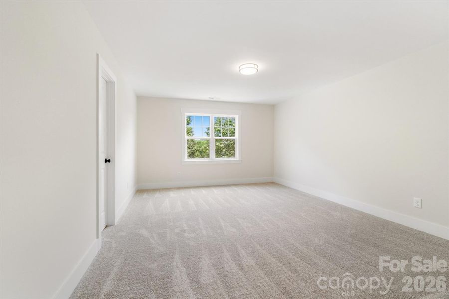 Spacious, unfurnished interior of a new home in , Concord (Image 40).