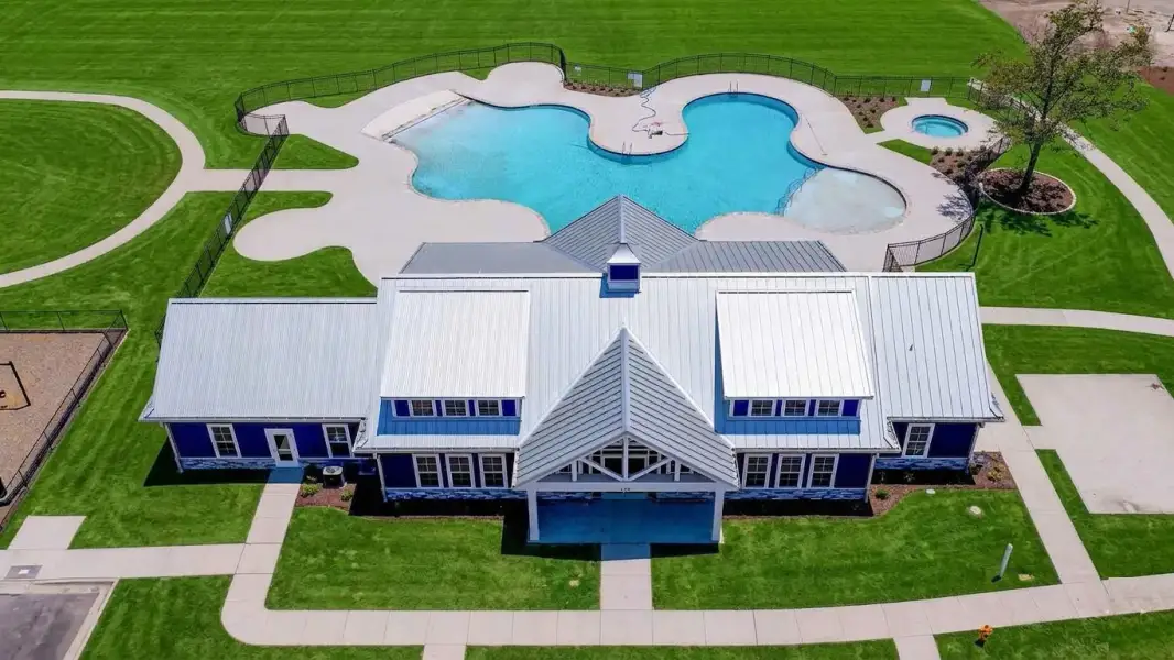 Community amenities in The Highlands at Cedar Hill Landing, Navassa (Image 33).