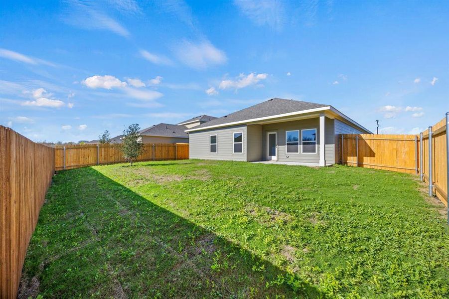 Exterior details and patio area of a home in MiraVerde, Crowley (Image 4).