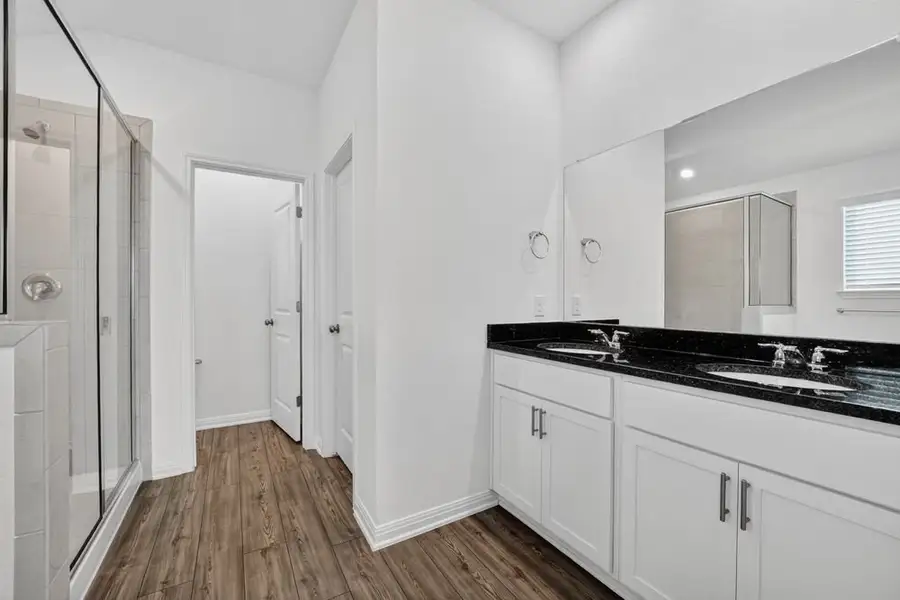Furnished interior view inside a new home in Longview, Del Valle (Image 6).