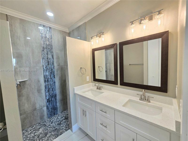 Furnished interior view inside a new home in , Lehigh Acres (Image 4).