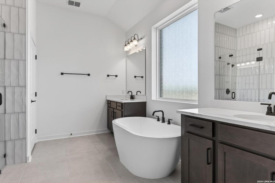 Furnished interior view inside a new home in Saddlebrook Ranch, Schertz (Image 7).