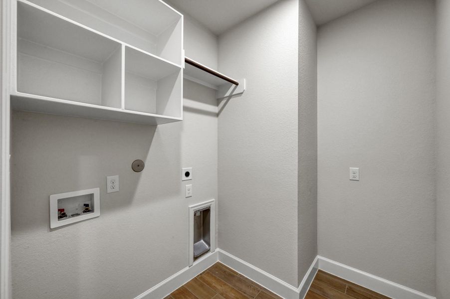 Spacious, unfurnished interior of a new home in The Woodlands Hills, Willis (Image 22).