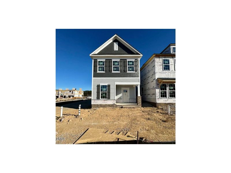 Image 17 of a home in Forestville Yard.