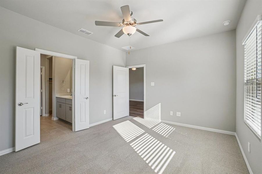 Photo is not of the actual home, but is an inspirational photo of builder’s model home and may depict options, furnishings, and/or decorator features that are not included.