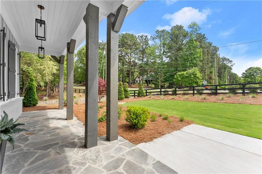 Exterior details and patio area of a home in , Gainesville (Image 43).