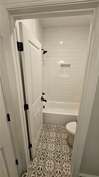 Image 32 of a home in Millcroft Single Family.