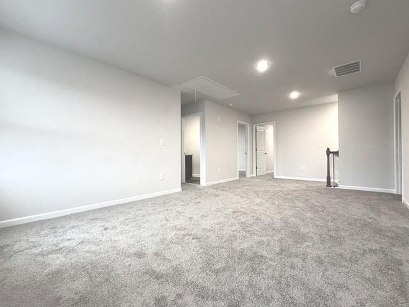 Spacious, unfurnished interior of a new home in , Covington (Image 20). Spacious, unfurnished interior of a new home in , Covington (Image 20).
