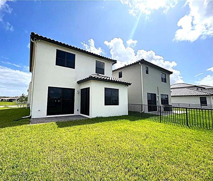 Exterior details and patio area of a home in , Ave Maria (Image 2).