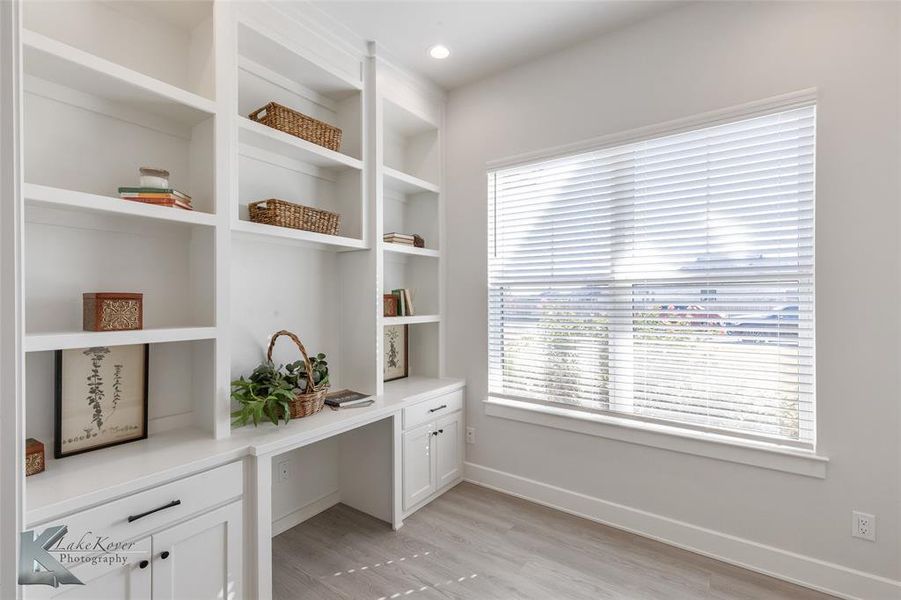 Furnished interior view inside a new home in , Abilene (Image 34).