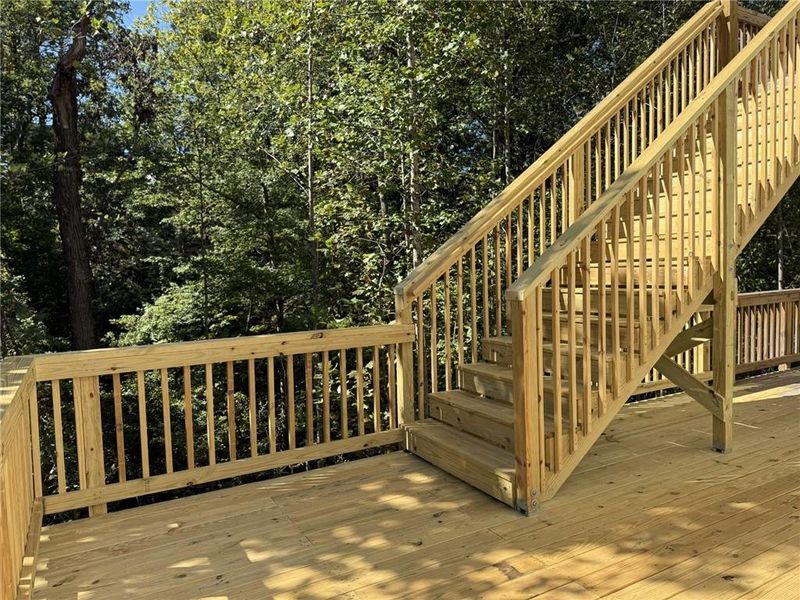Exterior details and patio area of a home in Carter Grove, Cartersville (Image 3).