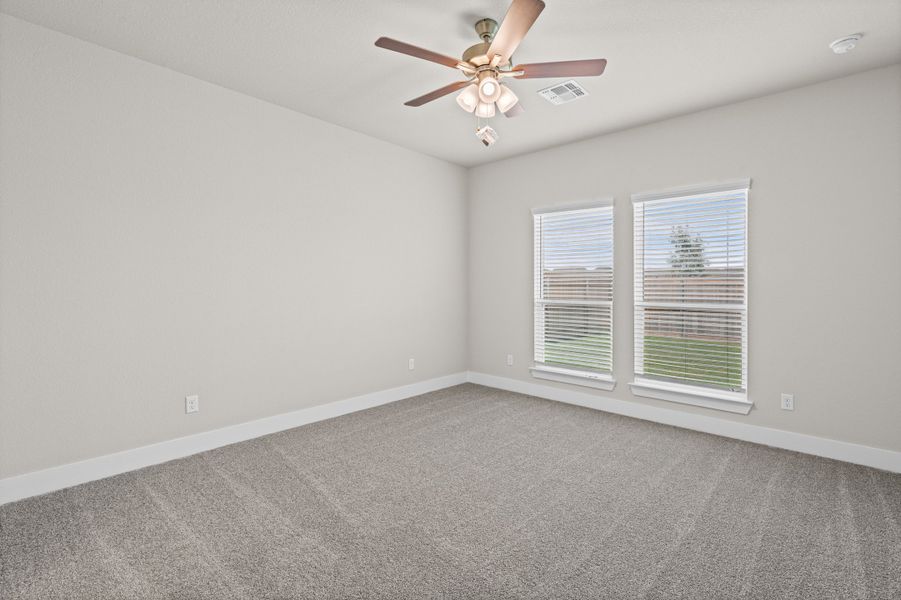 Spacious, unfurnished interior of a new home in Hartrick Ranch, Temple (Image 11).