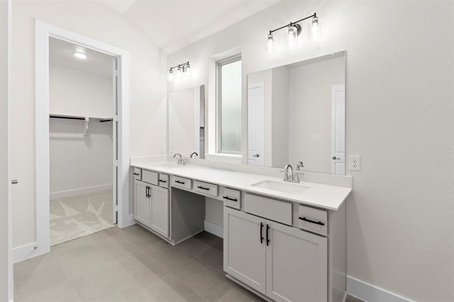 15. 2716 Andorra - Bath (2) 15. 2716 Andorra - Bath (2)