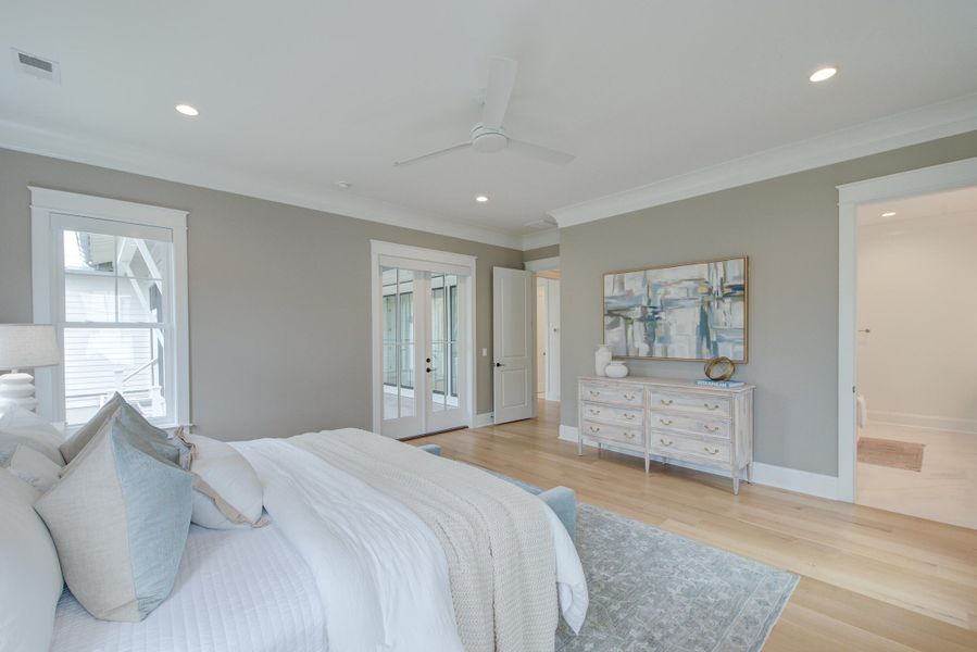 Furnished interior view inside a new home in Daniel Island Park, Charleston (Image 13).