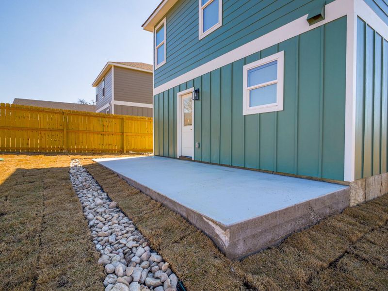 Exterior details and patio area of a home in , Granite Shoals (Image 24).