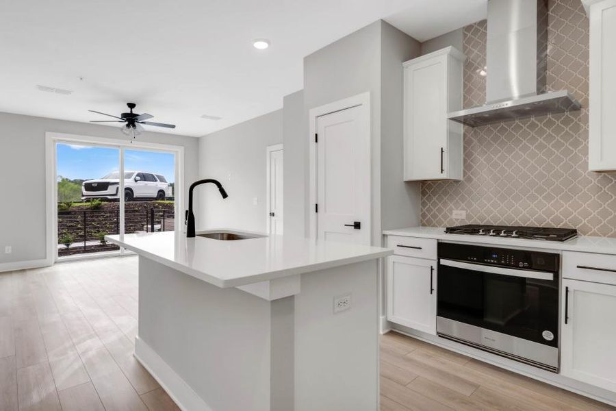Furnished interior view inside a new home in Echo Park, Suwanee (Image 7). Furnished interior view inside a new home in Echo Park, Suwanee (Image 7).