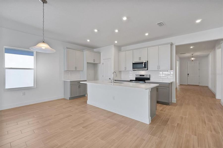 Furnished interior view inside a new home in Prairie Oaks, St. Cloud (Image 9).