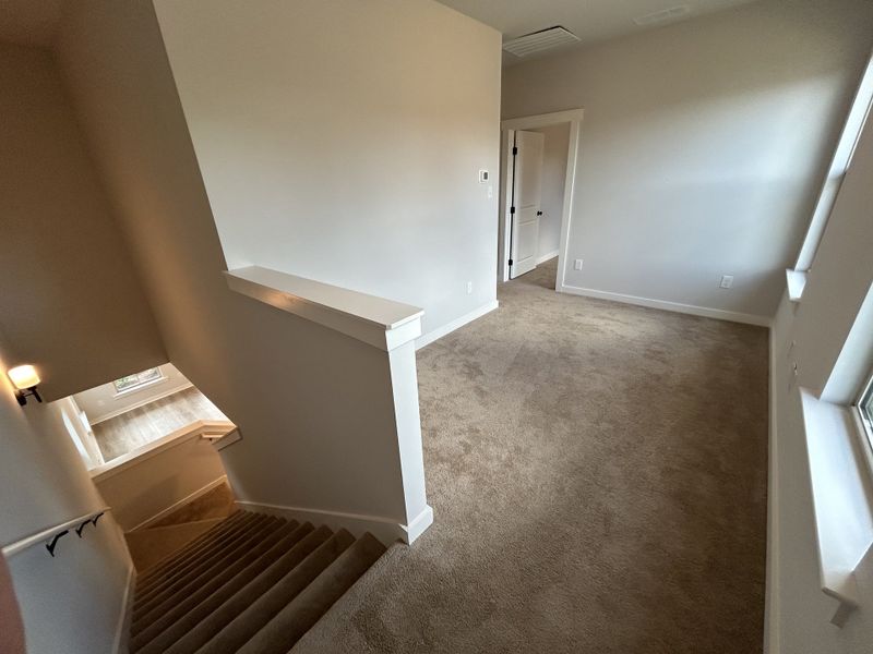 Spacious, unfurnished interior of a new home in Hickory Cove, Burns (Image 14). Spacious, unfurnished interior of a new home in Hickory Cove, Burns (Image 14).
