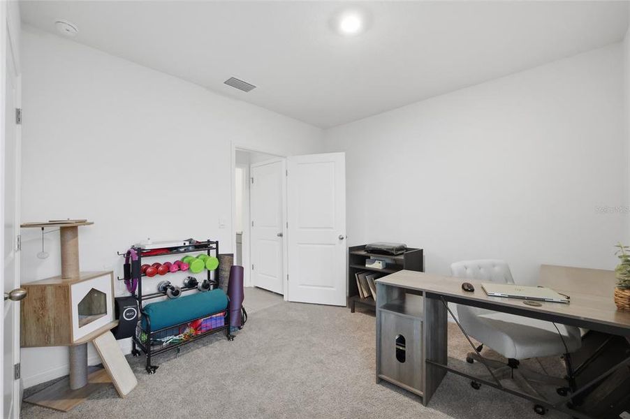 Furnished interior view inside a new home in , Plant City (Image 17). Furnished interior view inside a new home in , Plant City (Image 17).