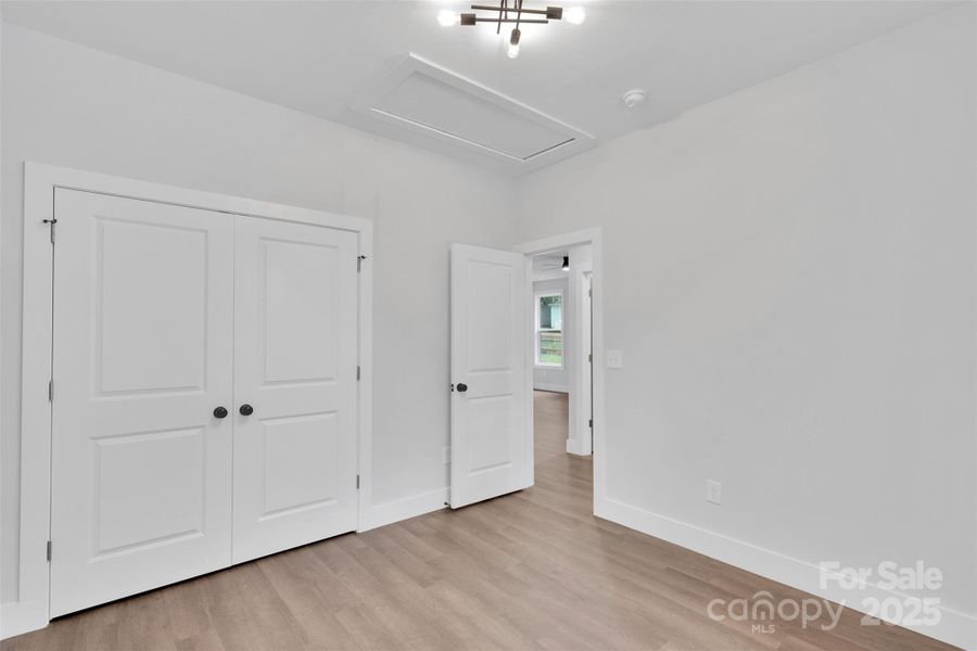 Spacious, unfurnished interior of a new home in , Bessemer City (Image 17).