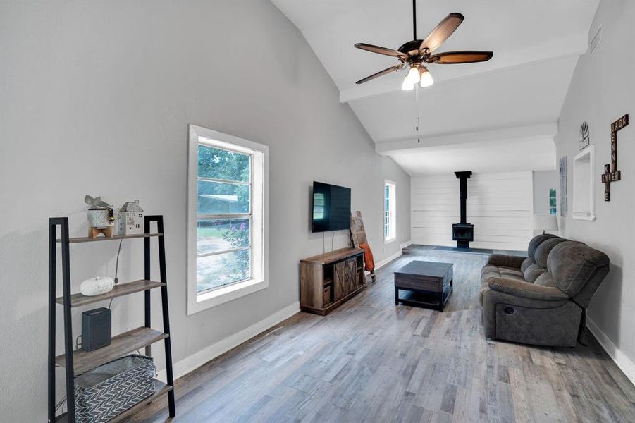 Furnished interior view inside a new home in , Cleburne (Image 4).