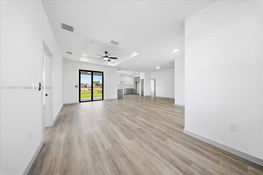Spacious, unfurnished interior of a new home in , Lehigh Acres (Image 20). Spacious, unfurnished interior of a new home in , Lehigh Acres (Image 20).