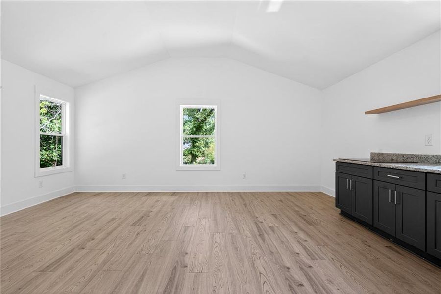 Spacious, unfurnished interior of a new home in , Atlanta (Image 42).