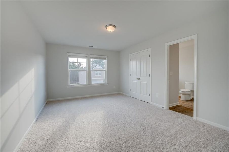 Spacious, unfurnished interior of a new home in Westminster, Covington (Image 28).