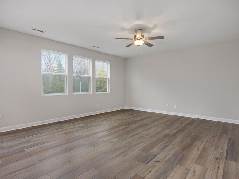 Spacious, unfurnished interior of a new home in Wellers Knoll, Lillington (Image 17).