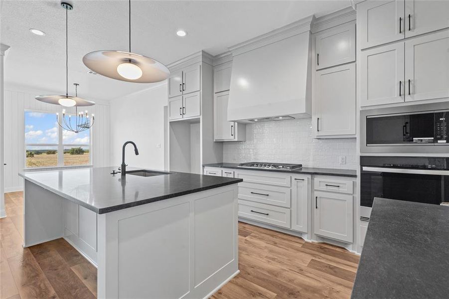 Furnished interior view inside a new home in Lanzara Ranch, Godley (Image 11).