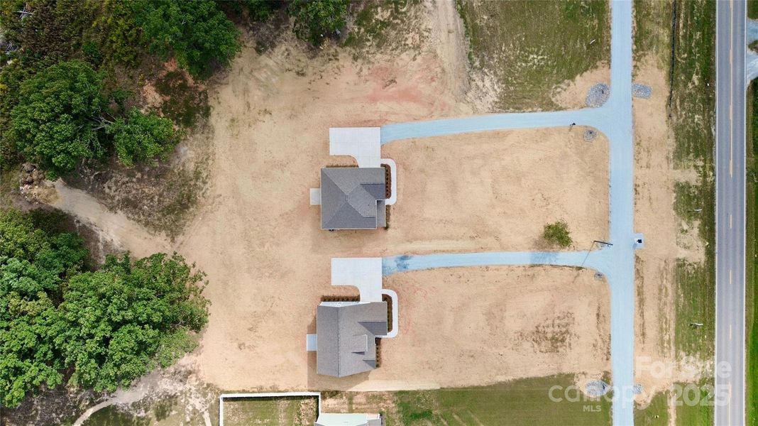 Image 33 of a home in .