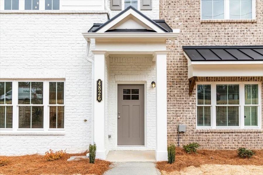 Exterior details and patio area of a home in Wilkins Walk, Mableton (Image 3).