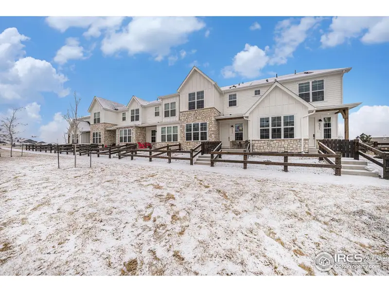 Community amenities in , Loveland (Image 20).