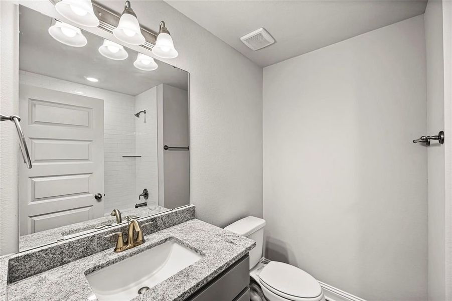 Furnished interior view inside a new home in Bayou Maison, Dickinson (Image 7). Furnished interior view inside a new home in Bayou Maison, Dickinson (Image 7).