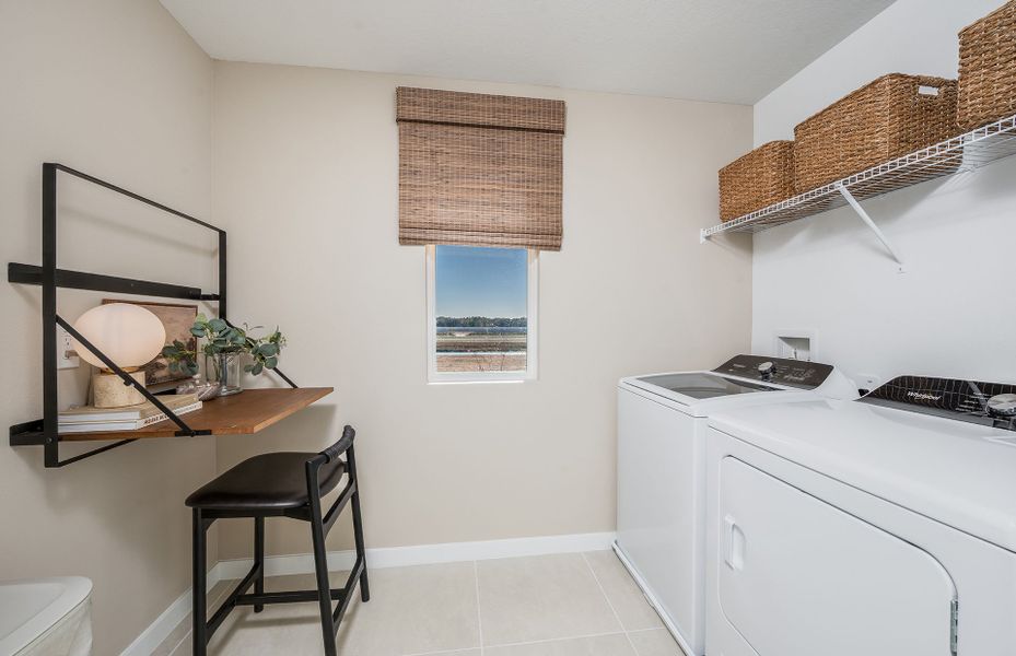 Representative furnished interior of a home built from the Yellowstone by Pulte Homes in Silverlake, Lake Alfred (Image 31). Representative furnished interior of a home built from the Yellowstone by Pulte Homes in Silverlake, Lake Alfred (Image 31).