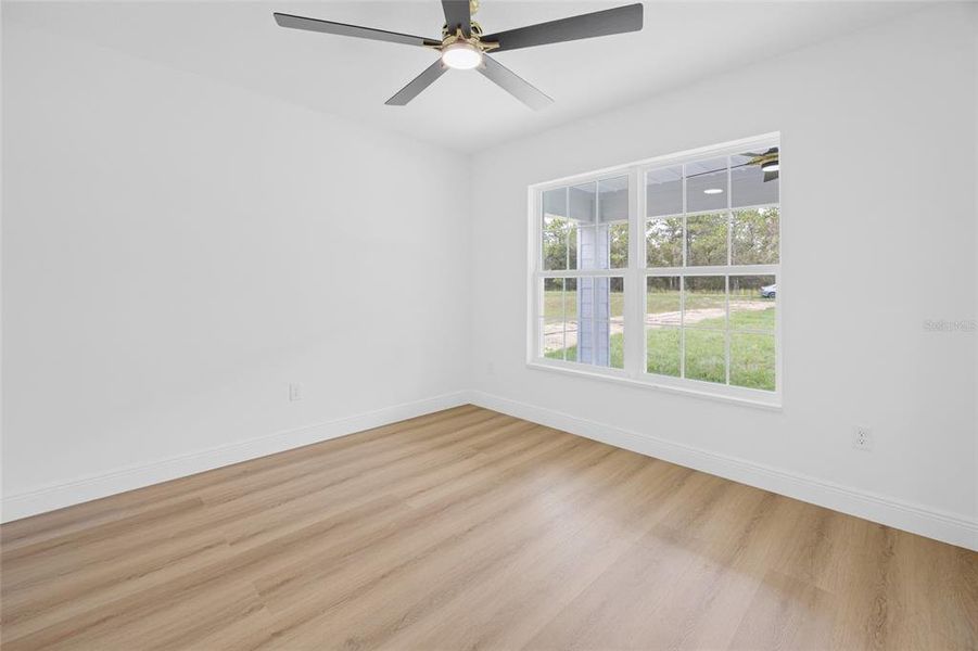 Spacious, unfurnished interior of a new home in , Dunnellon (Image 21).