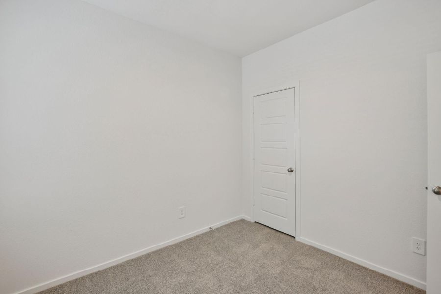 Spacious, unfurnished interior of a new home in Sanford Farms - Traditional Series, Waller (Image 38).